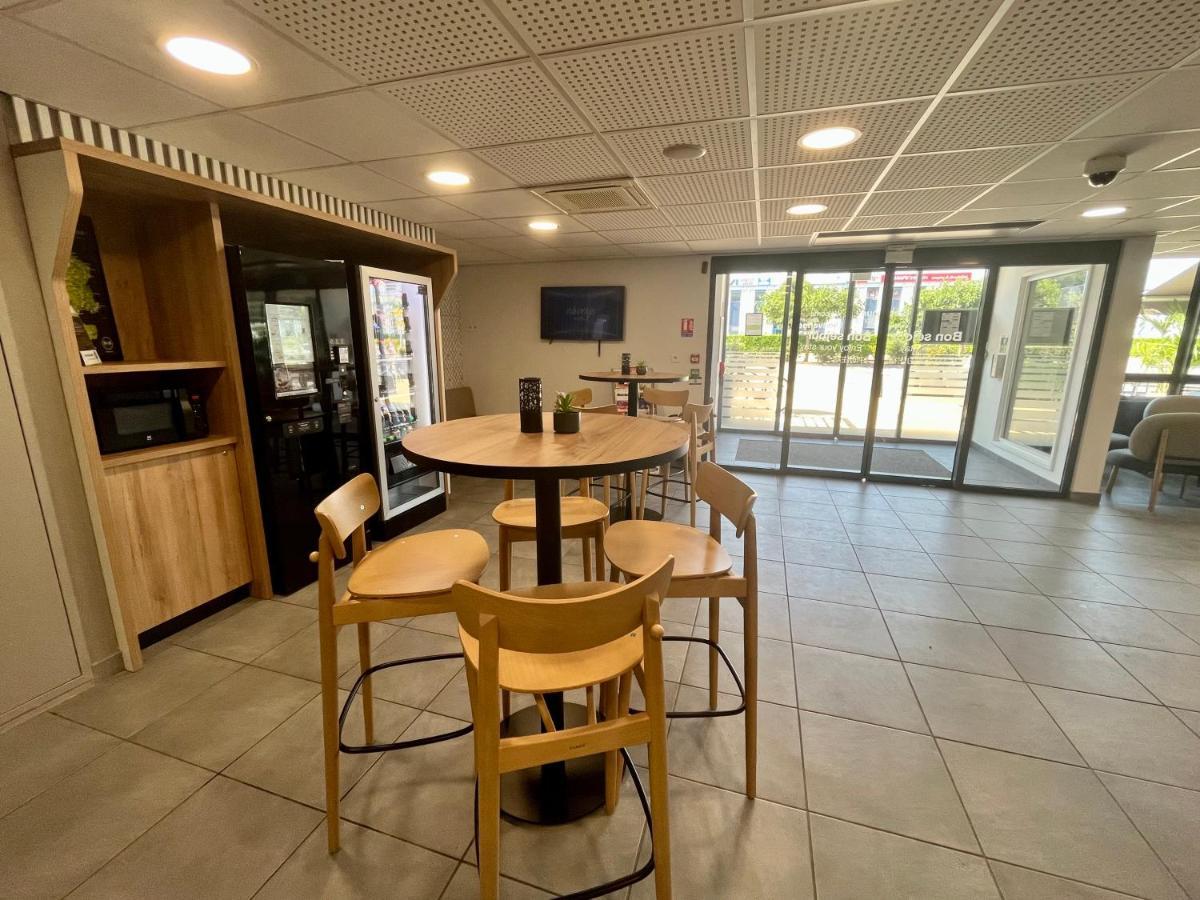 B&B Hotel Lyon Aeroport Saint Quentin-Fallavier Dış mekan fotoğraf