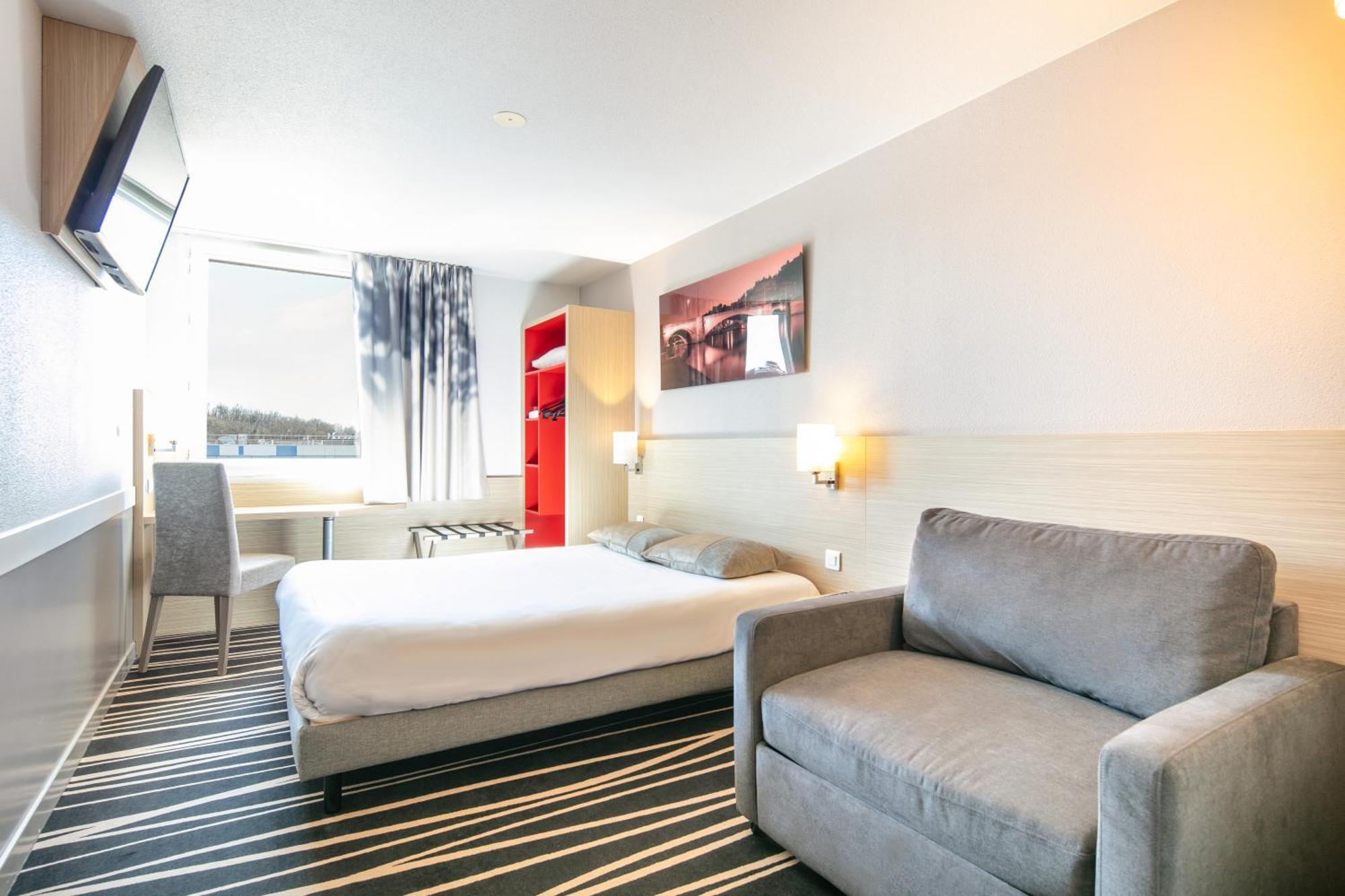 B&B Hotel Lyon Aeroport Saint Quentin-Fallavier Dış mekan fotoğraf