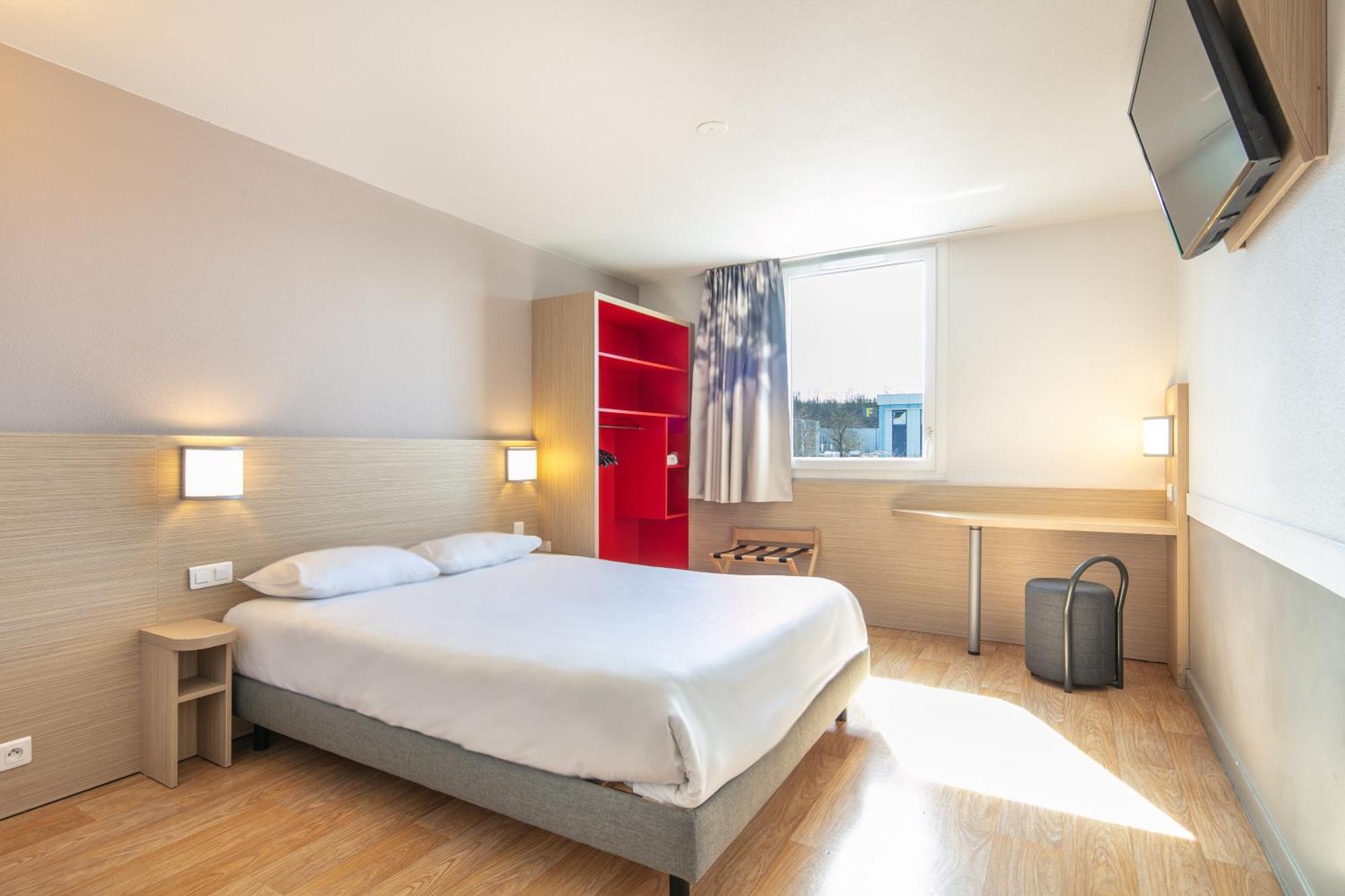 B&B Hotel Lyon Aeroport Saint Quentin-Fallavier Dış mekan fotoğraf