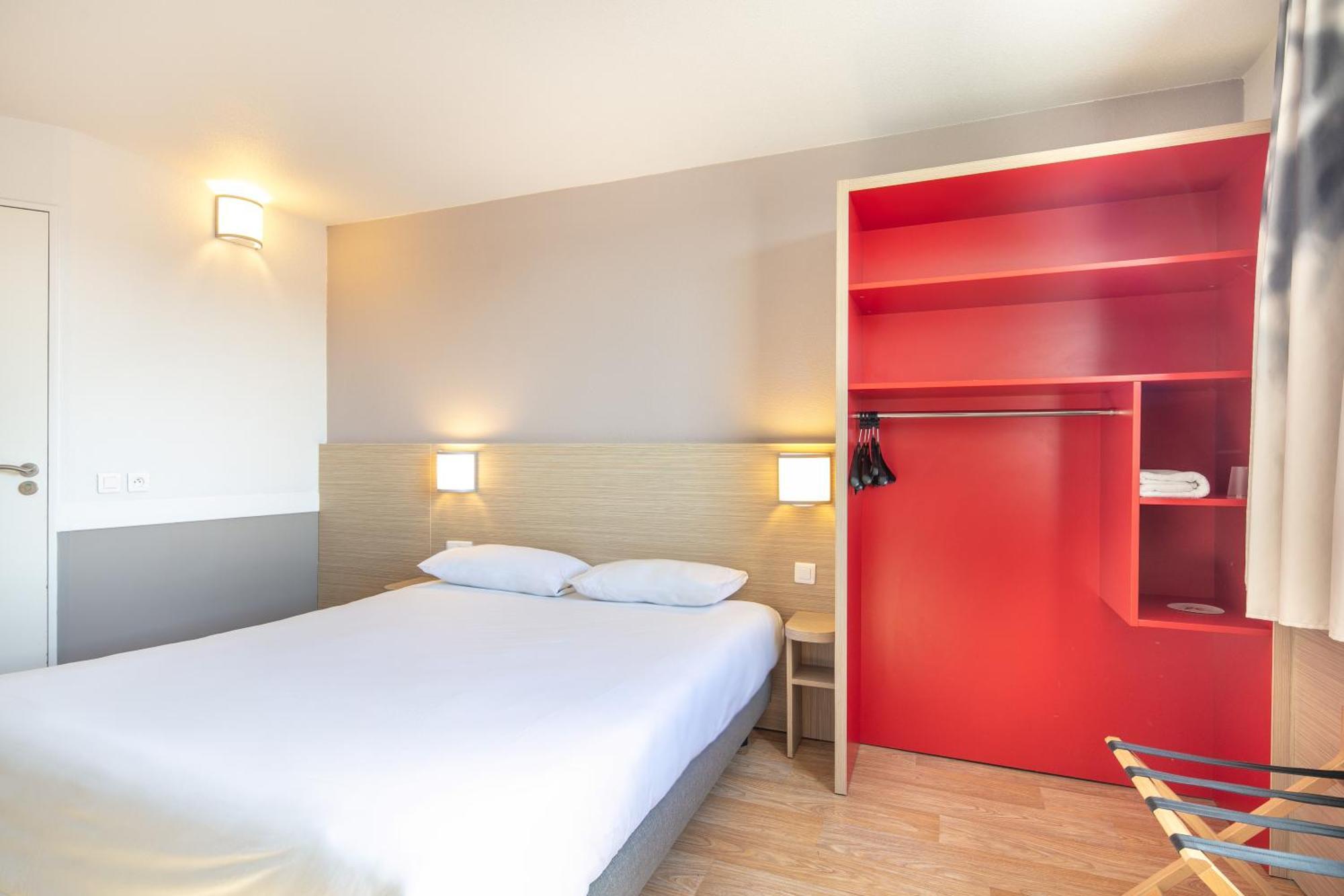 B&B Hotel Lyon Aeroport Saint Quentin-Fallavier Dış mekan fotoğraf