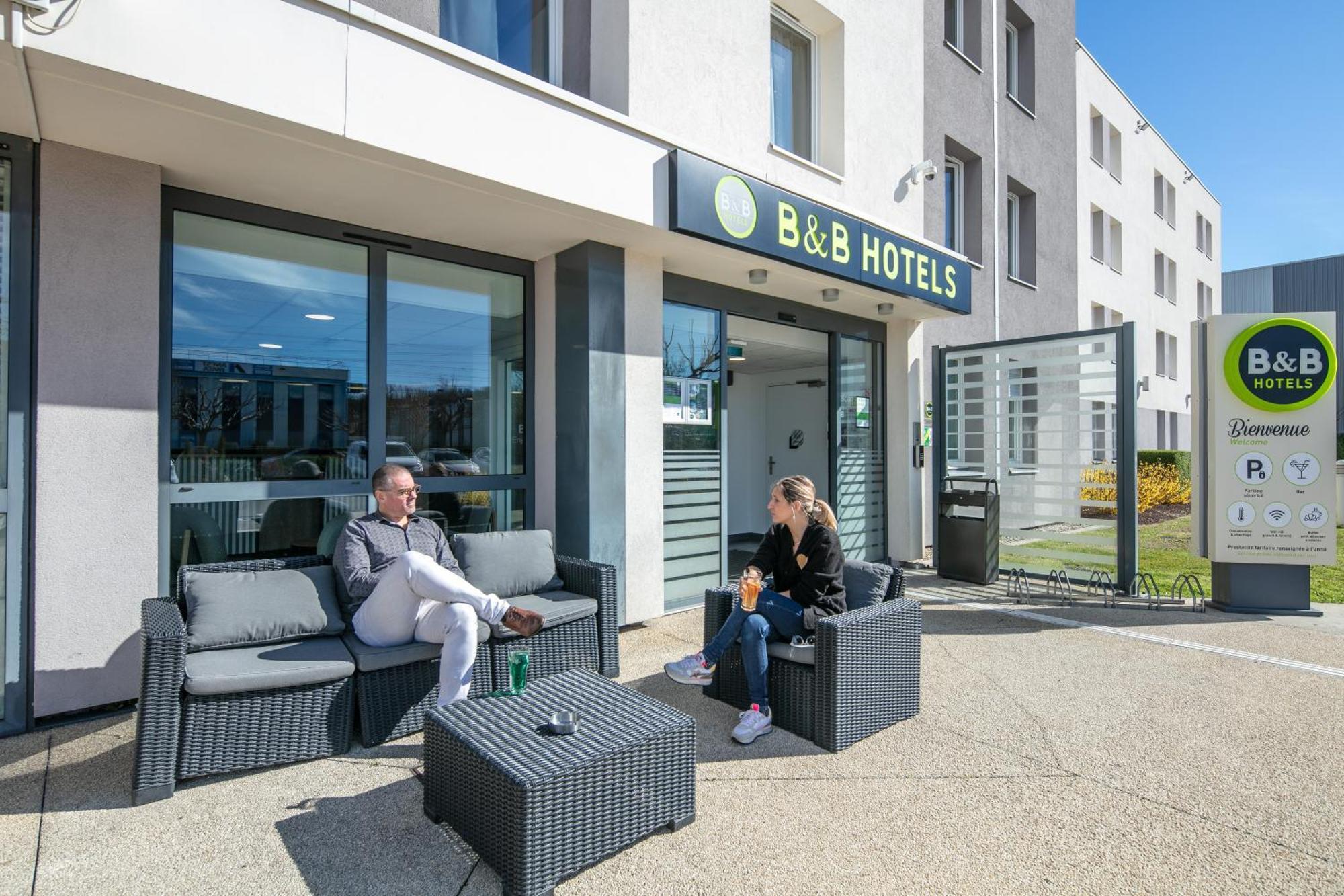 B&B Hotel Lyon Aeroport Saint Quentin-Fallavier Dış mekan fotoğraf