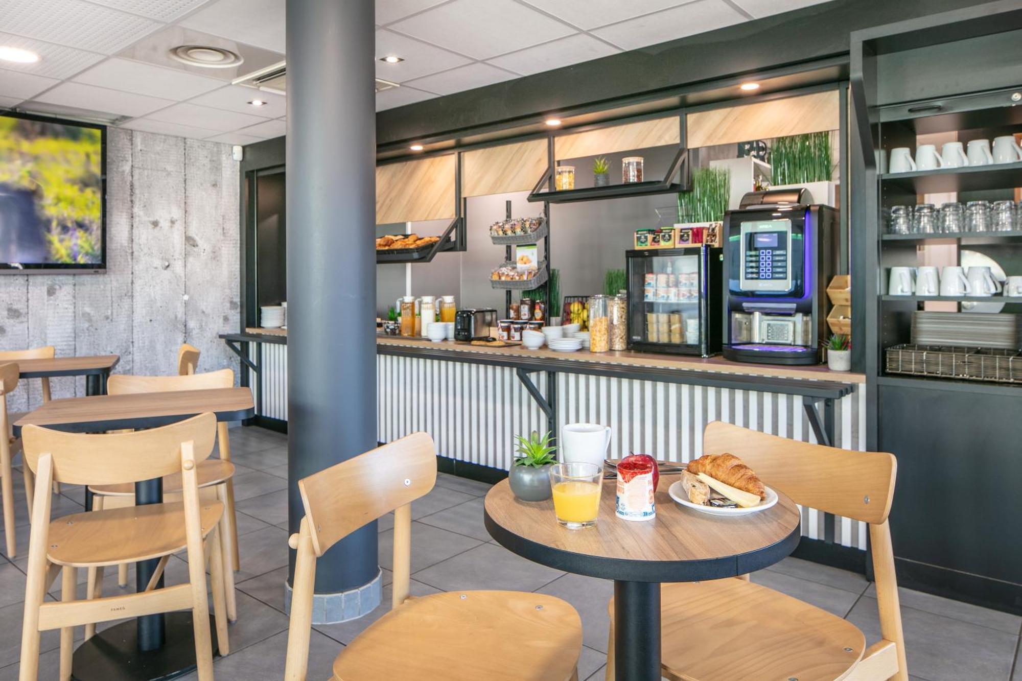 B&B Hotel Lyon Aeroport Saint Quentin-Fallavier Dış mekan fotoğraf
