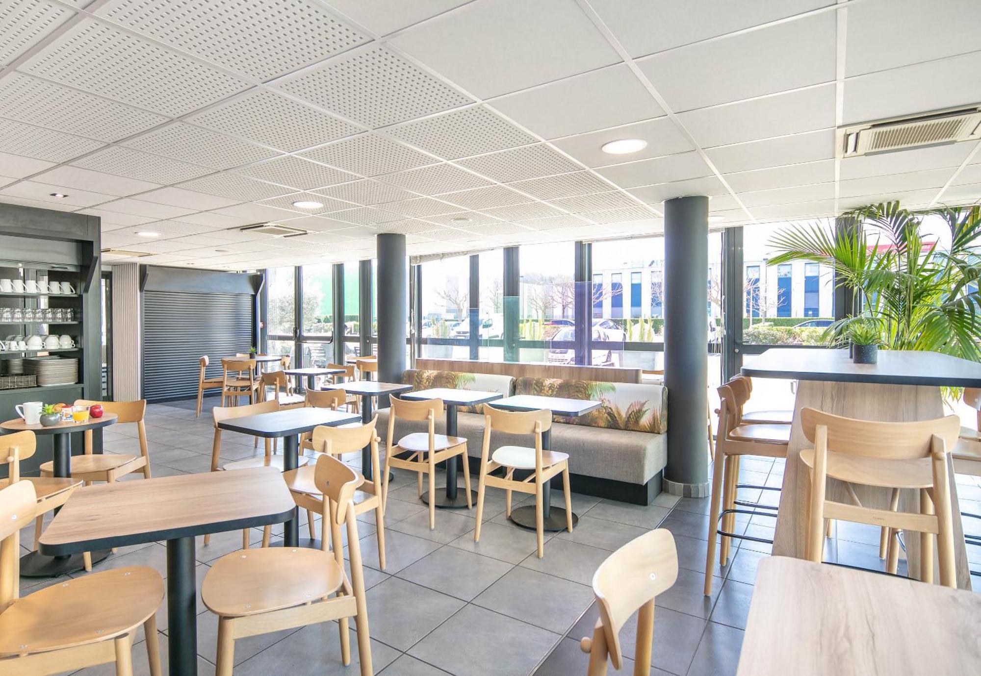 B&B Hotel Lyon Aeroport Saint Quentin-Fallavier Dış mekan fotoğraf