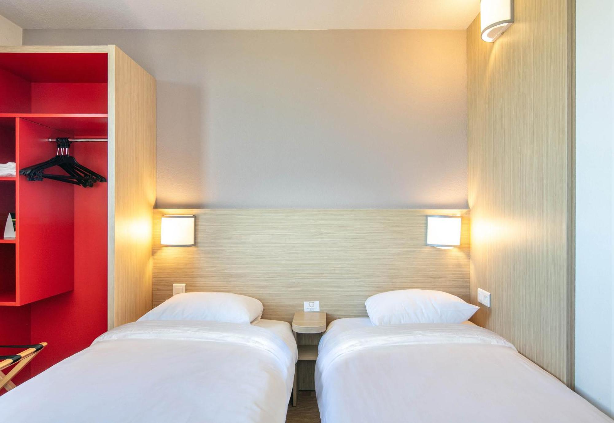 B&B Hotel Lyon Aeroport Saint Quentin-Fallavier Dış mekan fotoğraf